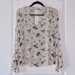 American Eagle crinkle bell sleeve top